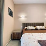 Garden Building Apartment
